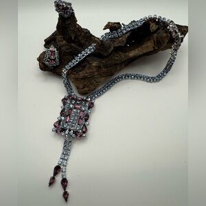 Vintage purple & blue rhinestone necklace & screw earrings, EUC. 15” + 4”.